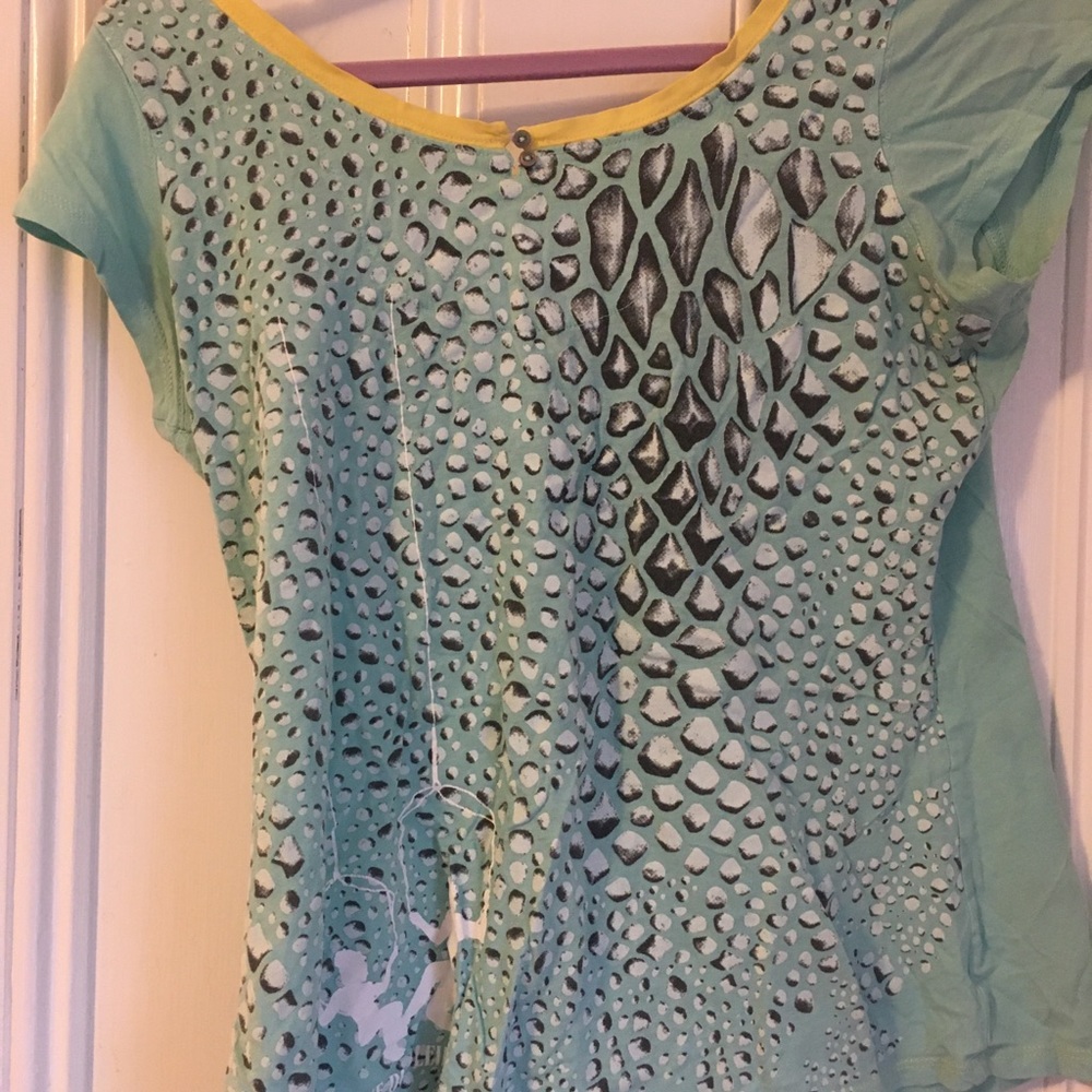 Cirque de soleil cute design tshirt-medium